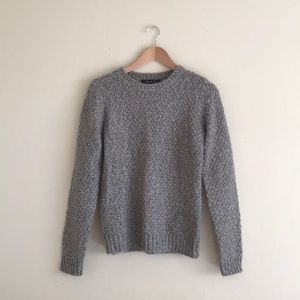 Gray thick knit sweater / pullover